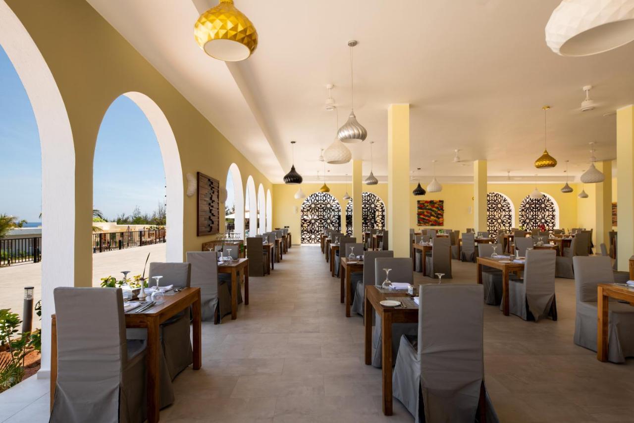 The Mora Zanzibar Hotel Matemwe  Exterior photo Restaurant