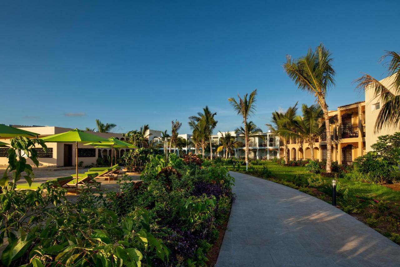 The Mora Zanzibar Hotel Matemwe  Exterior photo The Village at Atlantis Paradise Island