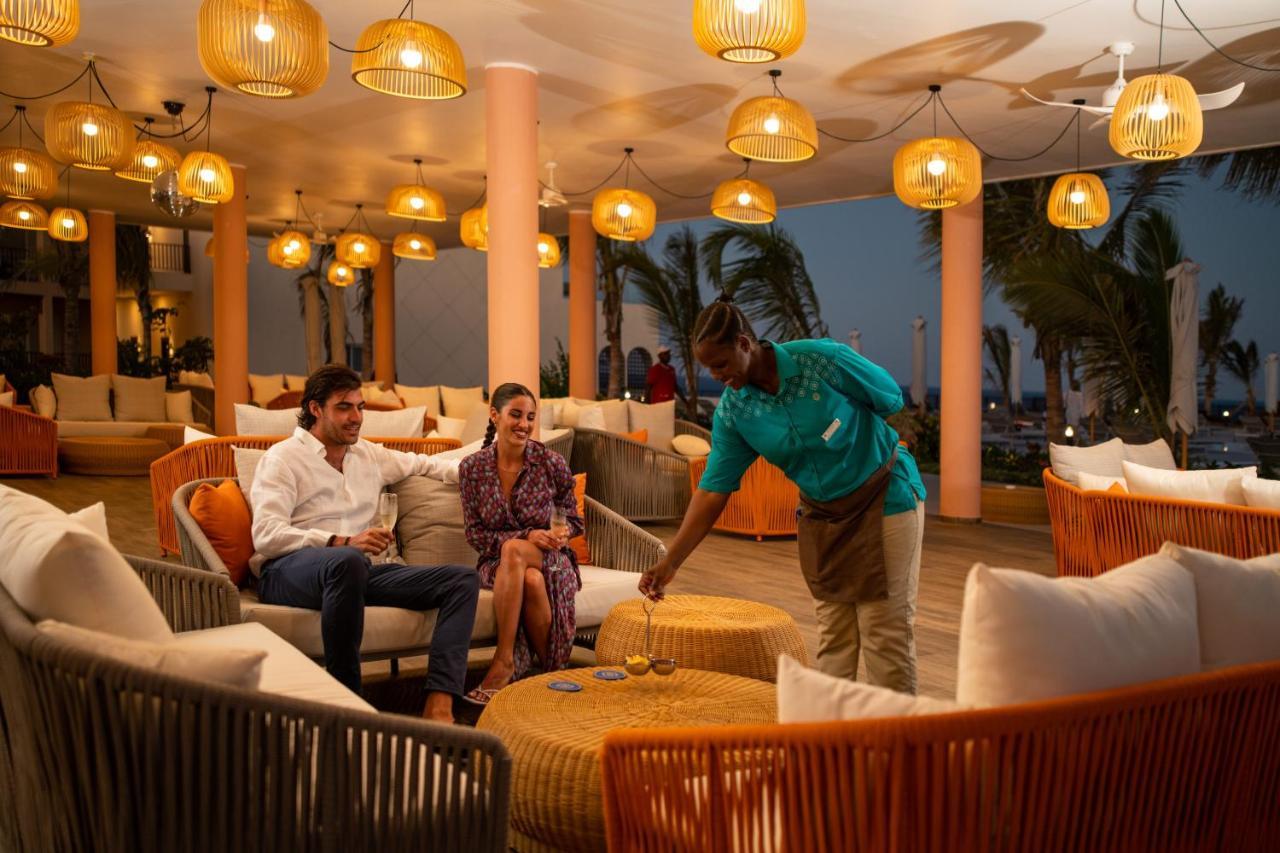 The Mora Zanzibar Hotel Matemwe  Exterior photo The Beach Club at the Kempinski Seychelles